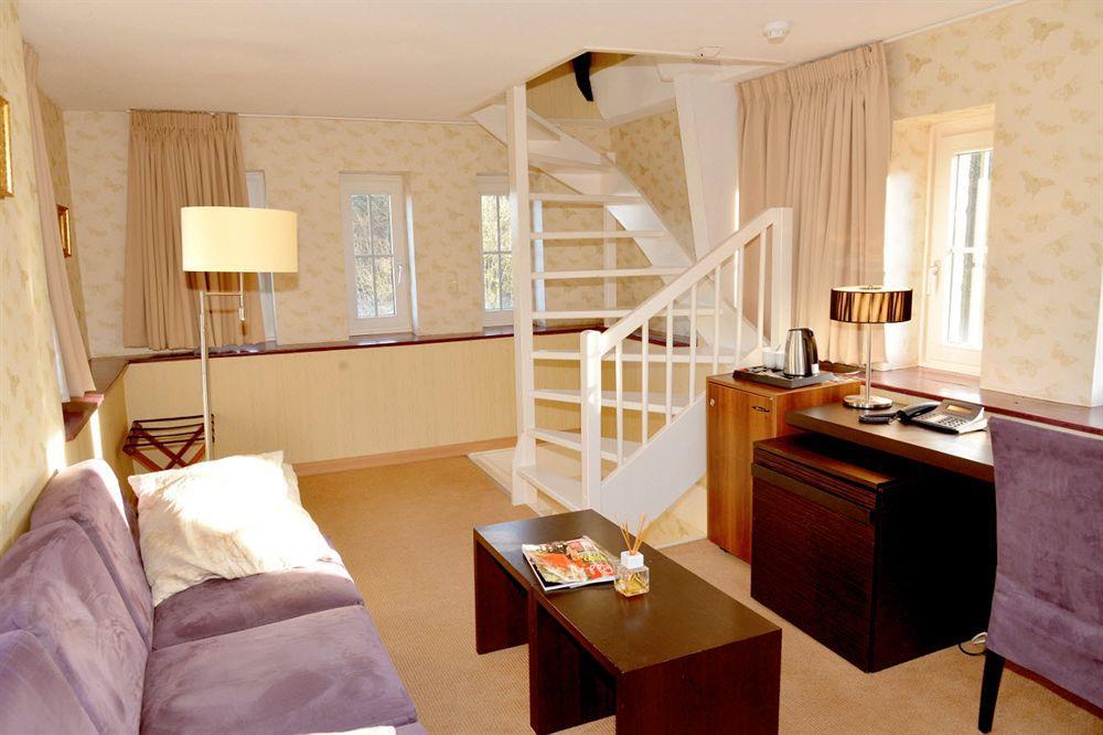 Kasteel Geulzicht 4* Maastricht